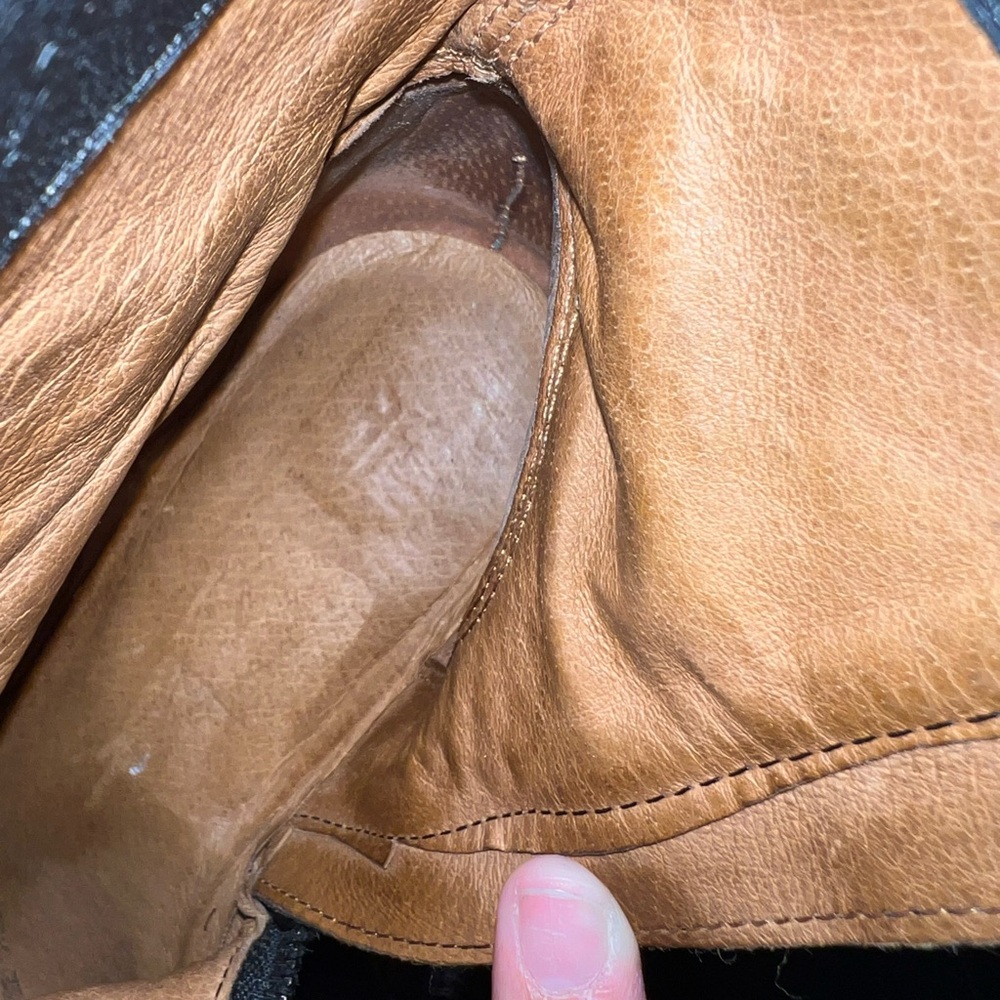 Frye Flynn Short Inside Zip Black Leather Boots Size 11 - Picture 13 of 15